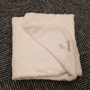 George Soft White Plush Baby Blanket